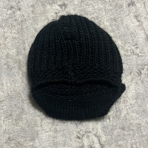 HAT - Picture 2 of 3